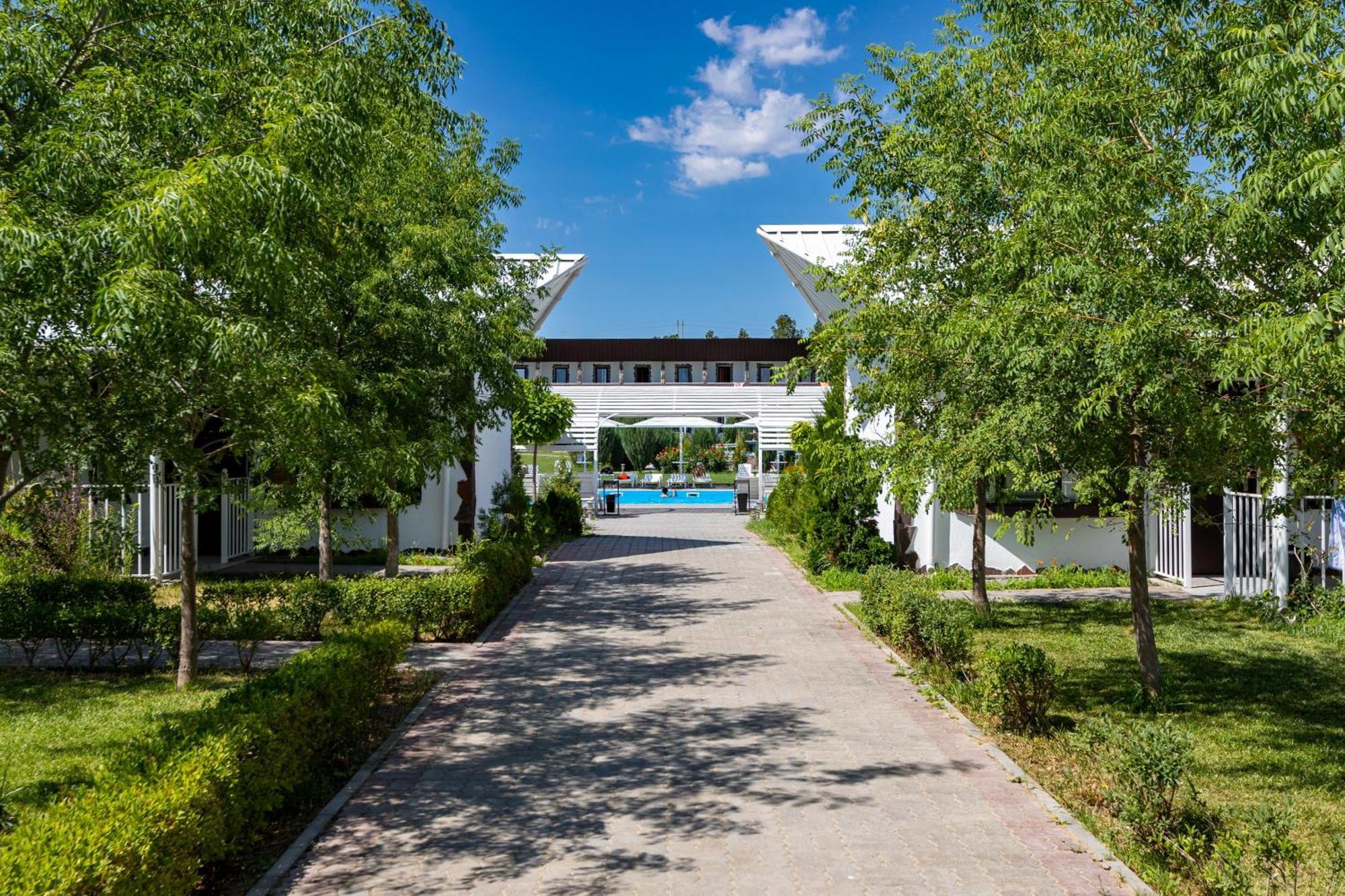 La Dolce Vita Resort Kapchagay Dış mekan fotoğraf